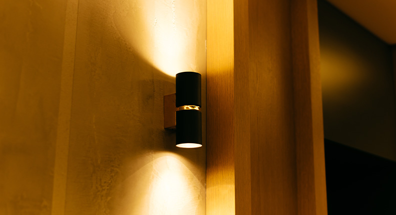 iluminação indireta de uma arandela