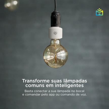 Lâmpada comum conectada ao Smart Bocal Wi-fi da Positivo Casa Inteligente.